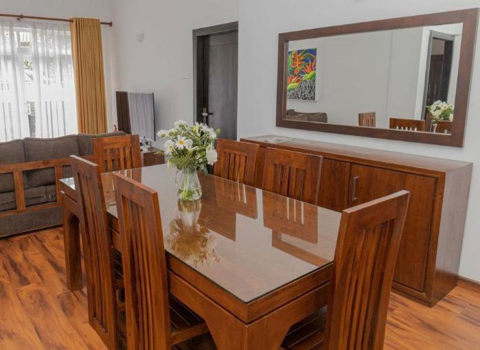 Avenue Nuwara Eliya Appartement Buitenkant foto